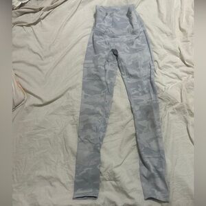 Lululemon White camo leggings. Size 2